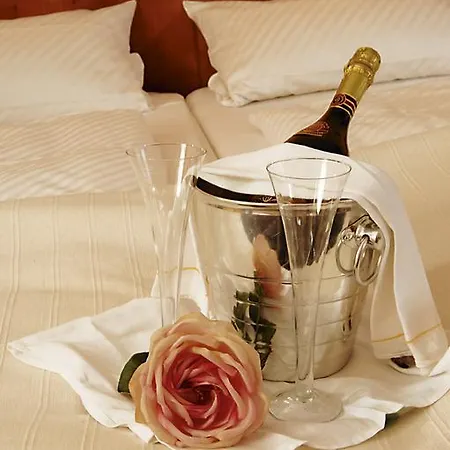 Apfelbluete 8 Km Vom Bodensee ザーレム