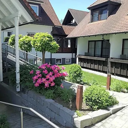 Apfelbluete 8 Km Vom Bodensee