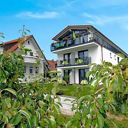 Apfelbluete 8 Km Vom Bodensee