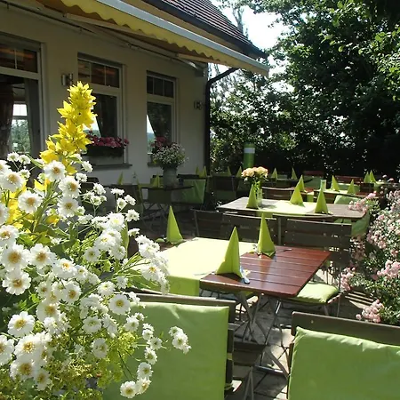 Apfelbluete 8 Km Vom Bodensee Hotel