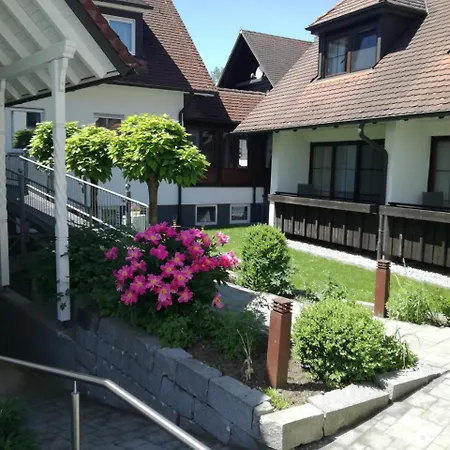 Apfelbluete 8 Km Vom Bodensee Hotel