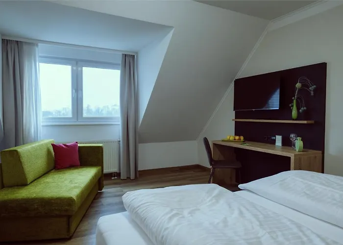 Отель Apfelbluete 8 Km Vom Bodensee 3*