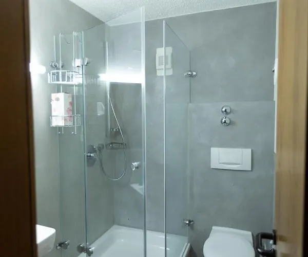 Отель Apfelbluete 8 Km Vom Bodensee Залем